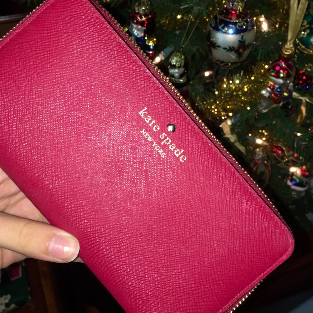 KATE SPADE RED WALLET